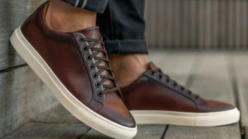 کتونی چرم مردانه (Leather Sneakers)